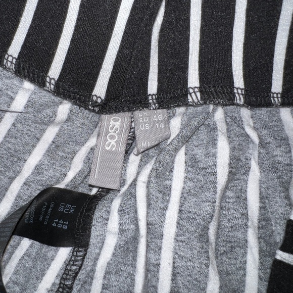 ASOS Bundle of Shorts - Picture 9 of 14